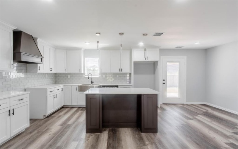 3719 Washington Trail, Granbury, TX 76048, 4 Bedrooms Bedrooms, ,2 BathroomsBathrooms,Residential,For Sale,3719 Washington Trail,20737327