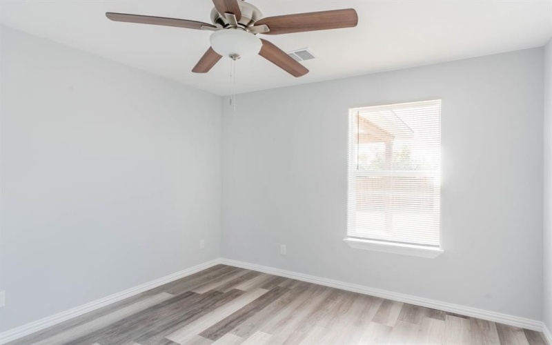 3719 Washington Trail, Granbury, TX 76048, 4 Bedrooms Bedrooms, ,2 BathroomsBathrooms,Residential,For Sale,3719 Washington Trail,20737327
