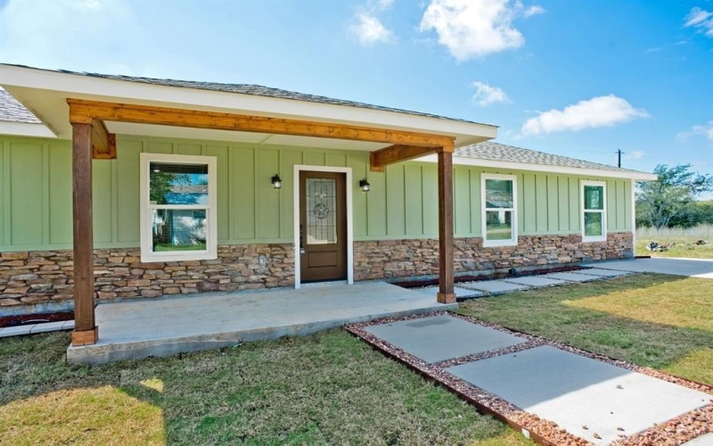 3719 Washington Trail, Granbury, TX 76048, 4 Bedrooms Bedrooms, ,2 BathroomsBathrooms,Residential,For Sale,3719 Washington Trail,20737327