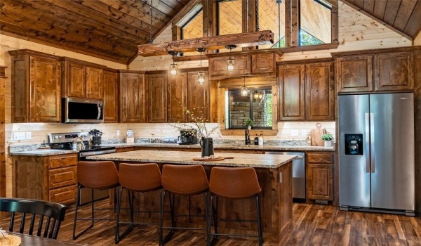 772 Hickory Post Road, Broken Bow, OK 74728, 2 Bedrooms Bedrooms, ,2 BathroomsBathrooms,Residential,For Sale,772 Hickory Post Road,20737724
