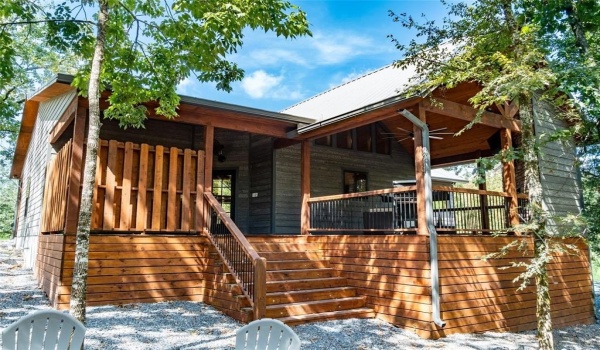 772 Hickory Post Road, Broken Bow, OK 74728, 2 Bedrooms Bedrooms, ,2 BathroomsBathrooms,Residential,For Sale,772 Hickory Post Road,20737724