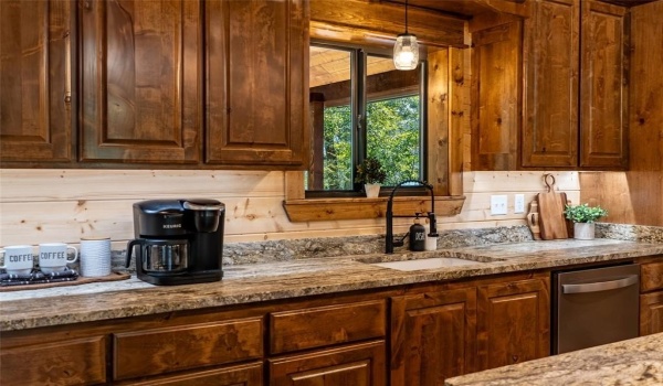 772 Hickory Post Road, Broken Bow, OK 74728, 2 Bedrooms Bedrooms, ,2 BathroomsBathrooms,Residential,For Sale,772 Hickory Post Road,20737724