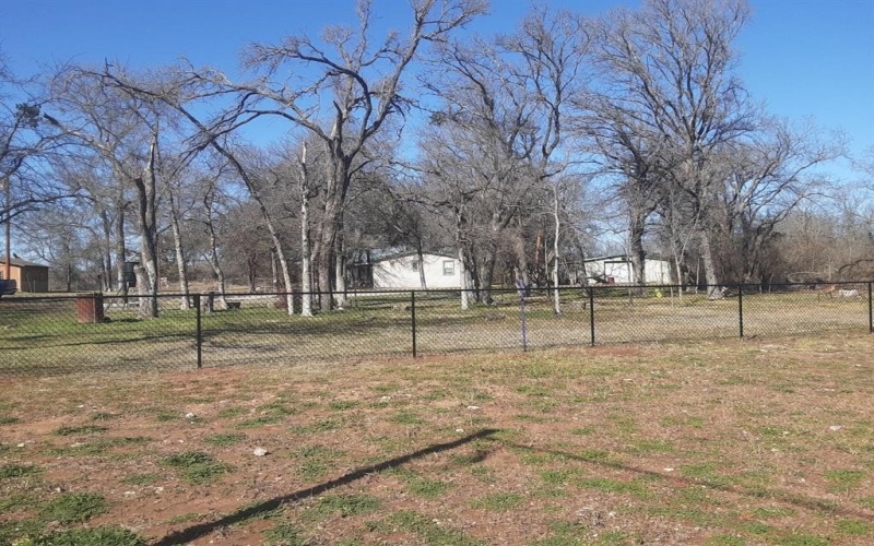 716 S Sky Court, Granbury, TX 76049, 3 Bedrooms Bedrooms, ,2 BathroomsBathrooms,Residential,For Sale,716 S Sky Court,20749079