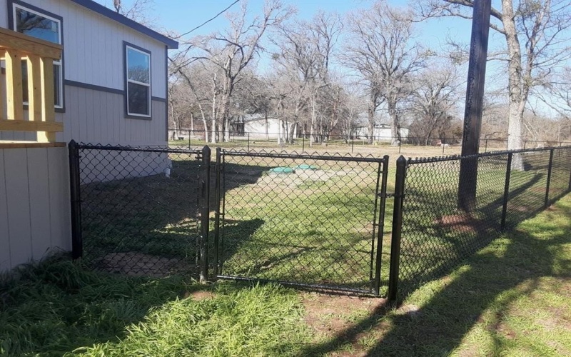 716 S Sky Court, Granbury, TX 76049, 3 Bedrooms Bedrooms, ,2 BathroomsBathrooms,Residential,For Sale,716 S Sky Court,20749079