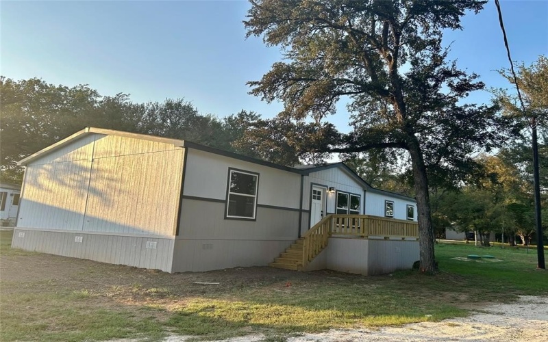 716 S Sky Court, Granbury, TX 76049, 3 Bedrooms Bedrooms, ,2 BathroomsBathrooms,Residential,For Sale,716 S Sky Court,20749079