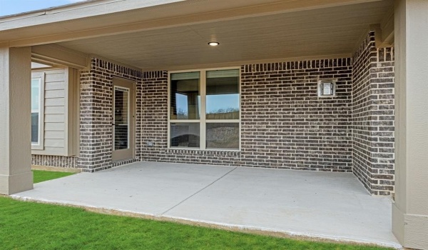 2700 Emerald Trace Drive, Denton, TX 76226, 4 Bedrooms Bedrooms, ,3 BathroomsBathrooms,Residential,For Sale,2700 Emerald Trace Drive,20749371