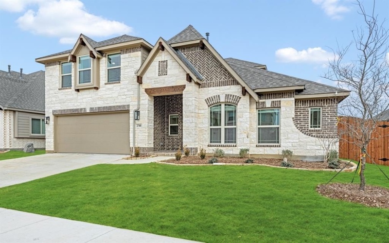 2700 Emerald Trace Drive, Denton, TX 76226, 4 Bedrooms Bedrooms, ,3 BathroomsBathrooms,Residential,For Sale,2700 Emerald Trace Drive,20749371