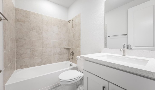 518 Chatham Street, Oak Point, TX 75068, 6 Bedrooms Bedrooms, ,6 BathroomsBathrooms,Residential,For Sale,518 Chatham Street,20749399