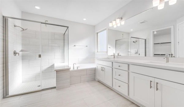 518 Chatham Street, Oak Point, TX 75068, 6 Bedrooms Bedrooms, ,6 BathroomsBathrooms,Residential,For Sale,518 Chatham Street,20749399