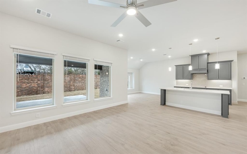 1013 Fairhaven Drive, Midlothian, TX 76065, 3 Habitaciones Habitaciones , ,2 BañosBaños,Residential,En Venta,1013 Fairhaven Drive,20749433