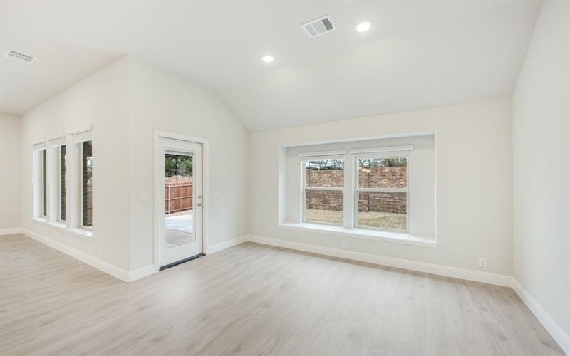 1013 Fairhaven Drive, Midlothian, TX 76065, 3 Habitaciones Habitaciones , ,2 BañosBaños,Residential,En Venta,1013 Fairhaven Drive,20749433