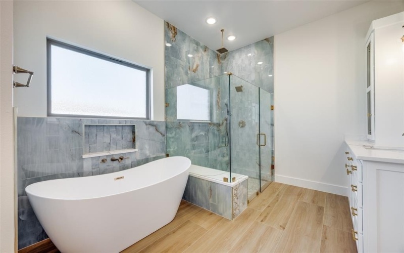 1802 S Hyde Park Avenue, Denison, TX 75020, 4 Bedrooms Bedrooms, ,2 BathroomsBathrooms,Residential,For Sale,1802 S Hyde Park Avenue,20749631
