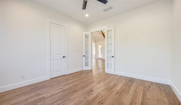 1802 S Hyde Park Avenue, Denison, TX 75020, 4 Bedrooms Bedrooms, ,2 BathroomsBathrooms,Residential,For Sale,1802 S Hyde Park Avenue,20749631