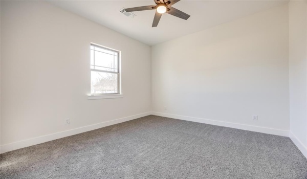 1802 S Hyde Park Avenue, Denison, TX 75020, 4 Bedrooms Bedrooms, ,2 BathroomsBathrooms,Residential,For Sale,1802 S Hyde Park Avenue,20749631