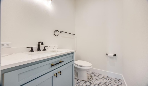 1802 S Hyde Park Avenue, Denison, TX 75020, 4 Bedrooms Bedrooms, ,2 BathroomsBathrooms,Residential,For Sale,1802 S Hyde Park Avenue,20749631