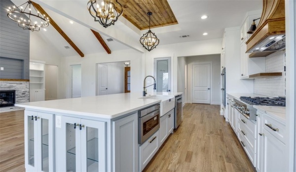 1802 S Hyde Park Avenue, Denison, TX 75020, 4 Bedrooms Bedrooms, ,2 BathroomsBathrooms,Residential,For Sale,1802 S Hyde Park Avenue,20749631