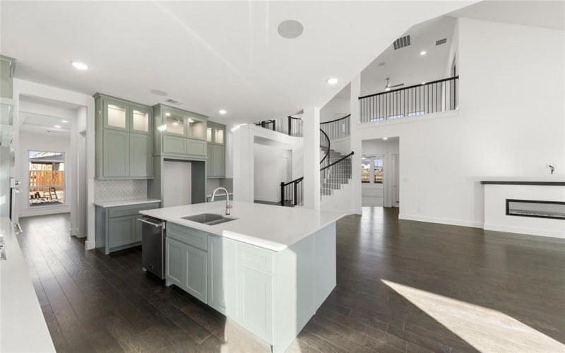 980 Berkeley Place, Prosper, TX 75078, 6 Bedrooms Bedrooms, ,5 BathroomsBathrooms,Residential,For Sale,980 Berkeley Place,20749698