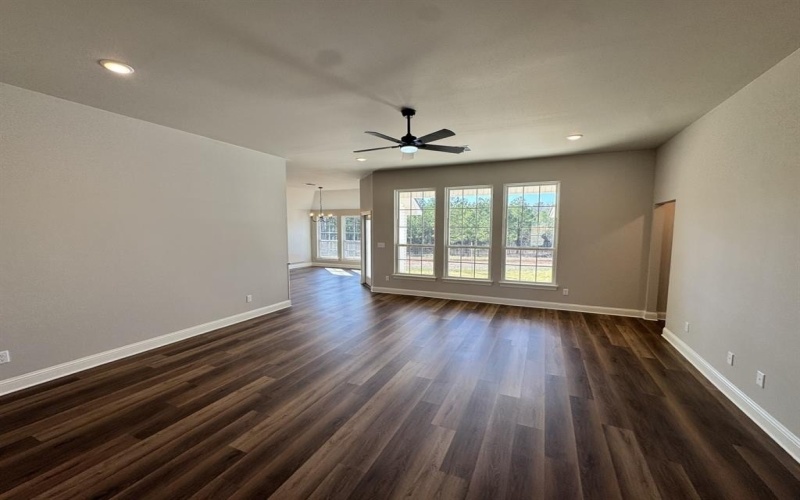 5793 Bunker Way, Blanchard, LA 71107, 3 Bedrooms Bedrooms, ,2 BathroomsBathrooms,Residential,For Sale,5793 Bunker Way,20738653
