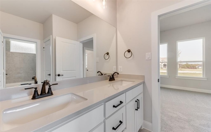 1129 Barrix Drive, Forney, TX 75126, 4 Bedrooms Bedrooms, ,3 BathroomsBathrooms,Residential,For Sale,1129 Barrix Drive,20749794