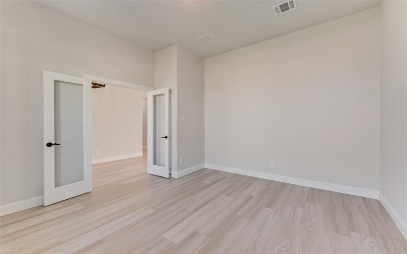 1129 Barrix Drive, Forney, TX 75126, 4 Bedrooms Bedrooms, ,3 BathroomsBathrooms,Residential,For Sale,1129 Barrix Drive,20749794