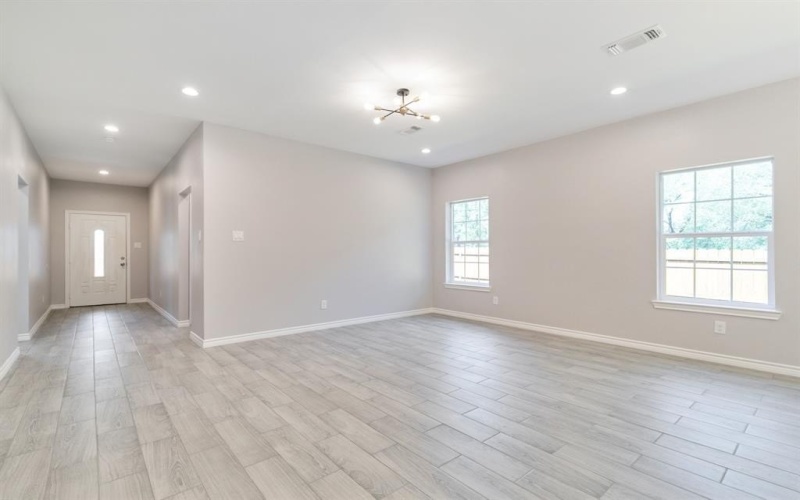 2070 Cool Mist Lane, Dallas, TX 75253, 3 Bedrooms Bedrooms, ,2 BathroomsBathrooms,Residential,For Sale,2070 Cool Mist Lane,20749950