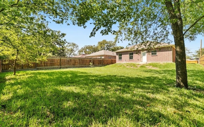 2070 Cool Mist Lane, Dallas, TX 75253, 3 Bedrooms Bedrooms, ,2 BathroomsBathrooms,Residential,For Sale,2070 Cool Mist Lane,20749950