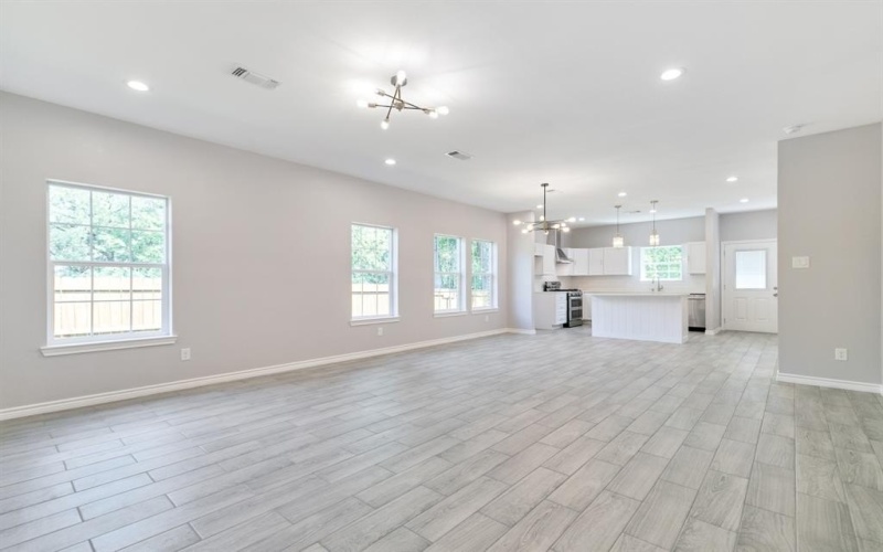 2070 Cool Mist Lane, Dallas, TX 75253, 3 Bedrooms Bedrooms, ,2 BathroomsBathrooms,Residential,For Sale,2070 Cool Mist Lane,20749950