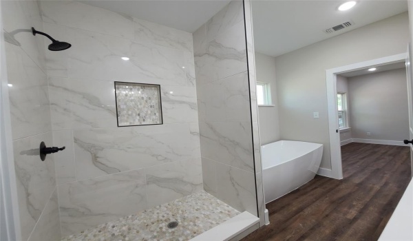 1710 W Parnell, Denison, TX 75020, 3 Bedrooms Bedrooms, ,2 BathroomsBathrooms,Residential,For Sale,1710 W Parnell,20749975