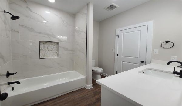 1710 W Parnell, Denison, TX 75020, 3 Bedrooms Bedrooms, ,2 BathroomsBathrooms,Residential,For Sale,1710 W Parnell,20749975