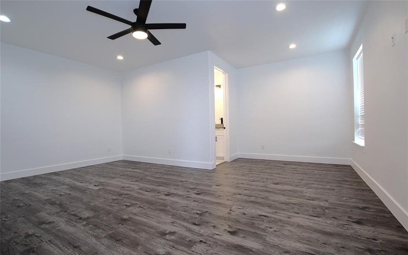 6800 FM 3383, Corsicana, TX 75110, 9 Bedrooms Bedrooms, ,7 BathroomsBathrooms,Residential,For Sale,6800 FM 3383,20738900