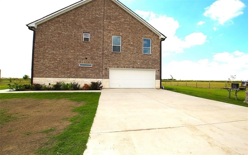 6800 FM 3383, Corsicana, TX 75110, 9 Bedrooms Bedrooms, ,7 BathroomsBathrooms,Residential,For Sale,6800 FM 3383,20738900
