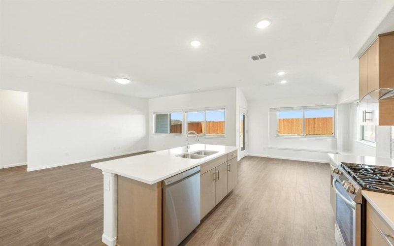 1009 Nighthawk Trail, Alvarado, TX 76009, 3 Habitaciones Habitaciones , ,2 BañosBaños,Residential,En Venta,1009 Nighthawk Trail,20739572