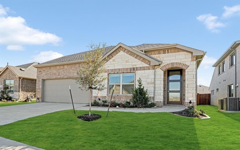 1048 Nighthawk Trail, Alvarado, TX 76009, 4 Bedrooms Bedrooms, ,3 BathroomsBathrooms,Residential,For Sale,1048 Nighthawk Trail,20739619