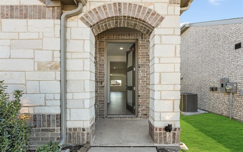 1048 Nighthawk Trail, Alvarado, TX 76009, 4 Bedrooms Bedrooms, ,3 BathroomsBathrooms,Residential,For Sale,1048 Nighthawk Trail,20739619