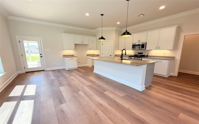 299 CESSNA Drive, Shreveport, LA 71106, 4 Bedrooms Bedrooms, ,2 BathroomsBathrooms,Residential,For Sale,299 CESSNA Drive,20739679