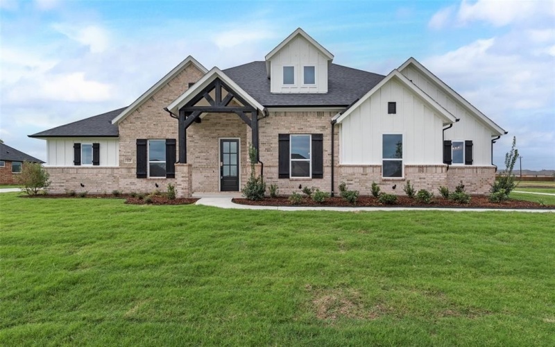 1125 Barrix Drive, Forney, TX 75126, 4 Bedrooms Bedrooms, ,3 BathroomsBathrooms,Residential,For Sale,1125 Barrix Drive,20739983