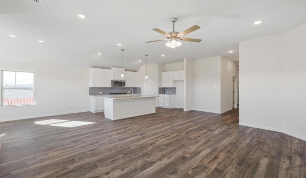 2511 Ridgecrest Lane, Sherman, TX 75092, 3 Bedrooms Bedrooms, ,2 BathroomsBathrooms,Residential,For Sale,2511 Ridgecrest Lane,20740490