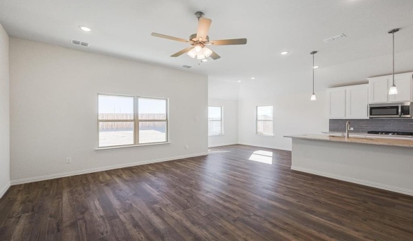 2511 Ridgecrest Lane, Sherman, TX 75092, 3 Bedrooms Bedrooms, ,2 BathroomsBathrooms,Residential,For Sale,2511 Ridgecrest Lane,20740490