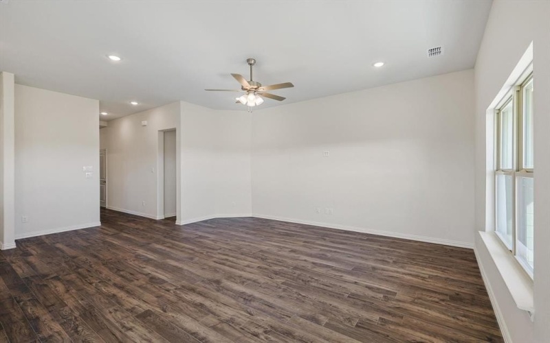 2511 Ridgecrest Lane, Sherman, TX 75092, 3 Bedrooms Bedrooms, ,2 BathroomsBathrooms,Residential,For Sale,2511 Ridgecrest Lane,20740490