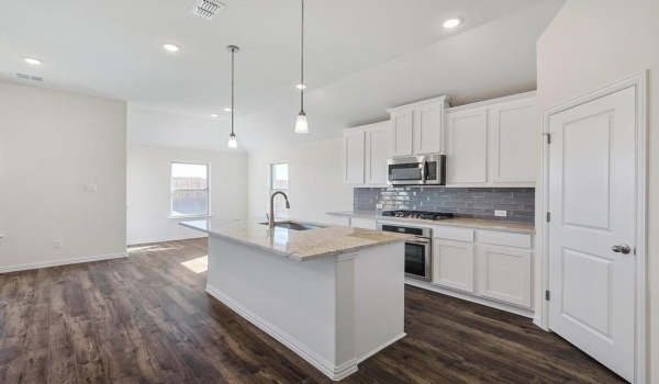 2511 Ridgecrest Lane, Sherman, TX 75092, 3 Bedrooms Bedrooms, ,2 BathroomsBathrooms,Residential,For Sale,2511 Ridgecrest Lane,20740490