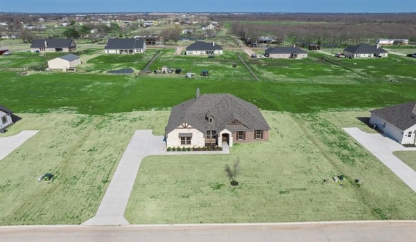 2609 Witness Tree Road, Oak Ridge, TX 75161, 4 Habitaciones Habitaciones , ,2 BañosBaños,Residential,En Venta,2609 Witness Tree Road,20740511