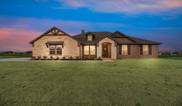 2609 Witness Tree Road, Oak Ridge, TX 75161, 4 Habitaciones Habitaciones , ,2 BañosBaños,Residential,En Venta,2609 Witness Tree Road,20740511