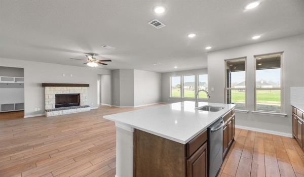 2609 Witness Tree Road, Oak Ridge, TX 75161, 4 Habitaciones Habitaciones , ,2 BañosBaños,Residential,En Venta,2609 Witness Tree Road,20740511
