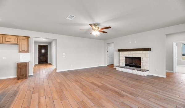 2609 Witness Tree Road, Oak Ridge, TX 75161, 4 Habitaciones Habitaciones , ,2 BañosBaños,Residential,En Venta,2609 Witness Tree Road,20740511