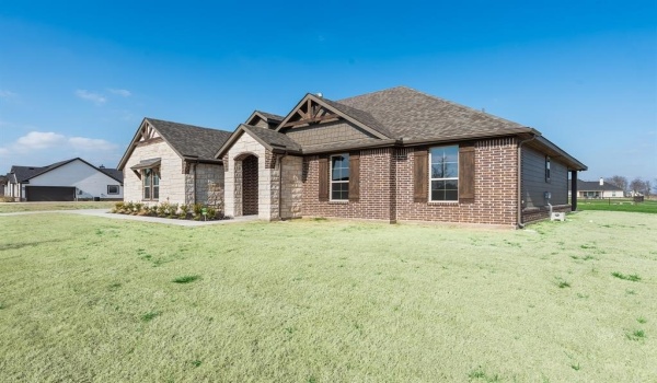 2609 Witness Tree Road, Oak Ridge, TX 75161, 4 Habitaciones Habitaciones , ,2 BañosBaños,Residential,En Venta,2609 Witness Tree Road,20740511