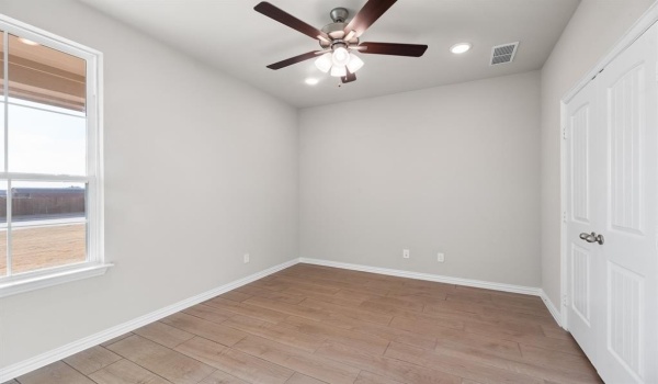 2605 Witness Tree Road, Oak Ridge, TX 75161, 3 Habitaciones Habitaciones , ,2 BañosBaños,Residential,En Venta,2605 Witness Tree Road,20740526