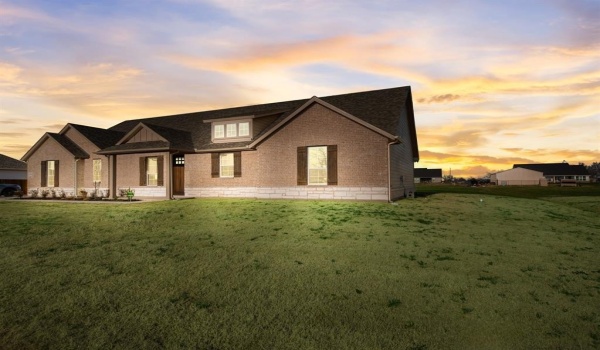 2605 Witness Tree Road, Oak Ridge, TX 75161, 3 Habitaciones Habitaciones , ,2 BañosBaños,Residential,En Venta,2605 Witness Tree Road,20740526