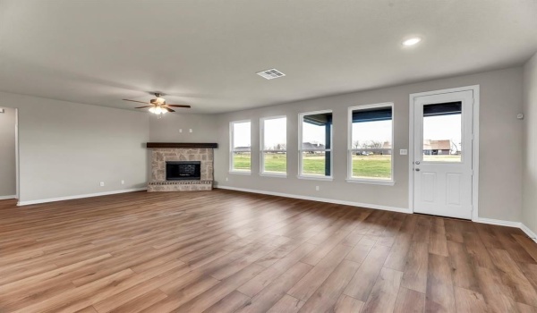2615 Witness Tree Road, Oak Ridge, TX 75161, 3 Habitaciones Habitaciones , ,2 BañosBaños,Residential,En Venta,2615 Witness Tree Road,20740538
