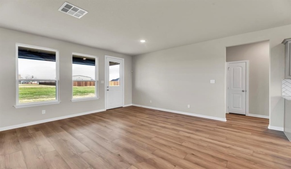 2615 Witness Tree Road, Oak Ridge, TX 75161, 3 Habitaciones Habitaciones , ,2 BañosBaños,Residential,En Venta,2615 Witness Tree Road,20740538
