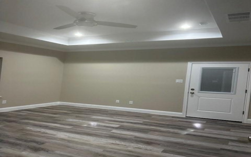 1010 S Preston Street, Ennis, TX 75119, 3 Bedrooms Bedrooms, ,2 BathroomsBathrooms,Residential,For Sale,1010 S Preston Street,20740604